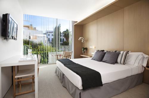 Sitges España código de descuento de reserva de booking.com