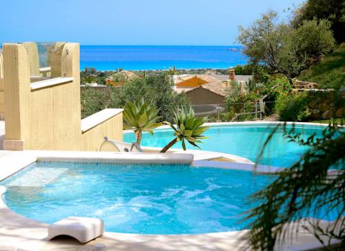 Villasimius Italia código de descuento de reserva de booking.com