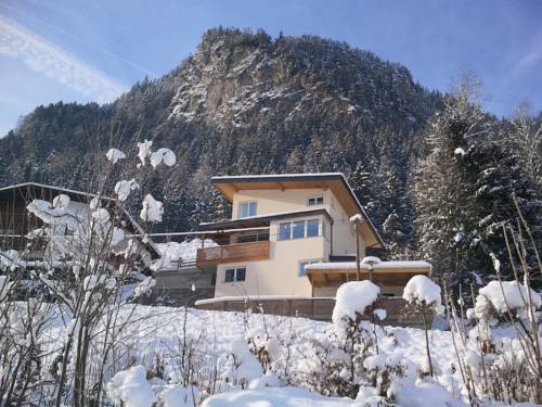 Mayrhofen Austria código de descuento de reserva de booking.com