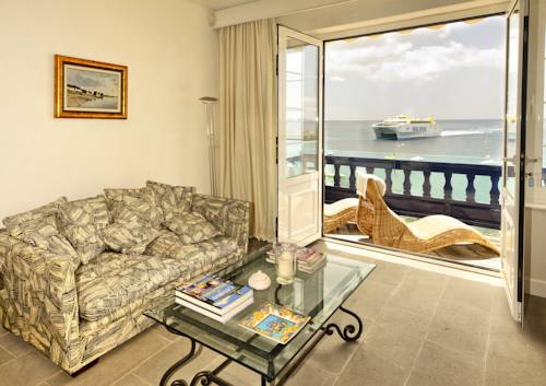 Playa blanca España código de descuento de reserva de booking.com