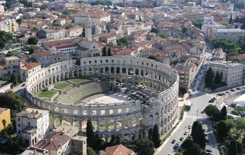 Pula Croacia código de descuento de reserva de booking.com